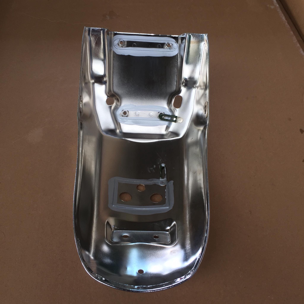 Dè sau Yamaha YB125SP