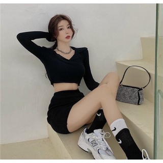 Set bộ áo tay dài cổ v polo croptop phối chân váy ôm ngắn - T5N