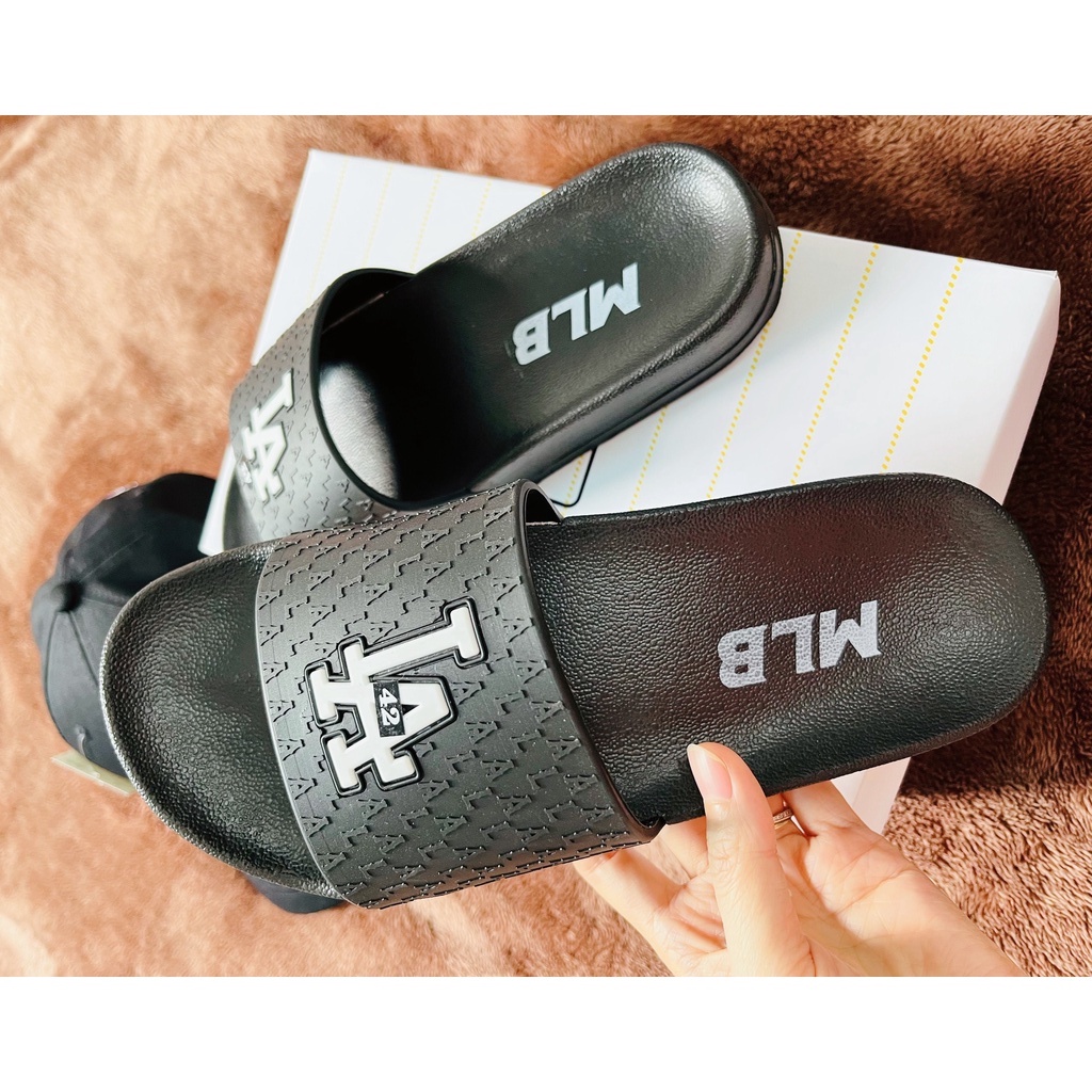Dép nam nữ 𝐌𝐋𝐁 - LA đen Full box Unisex, Quai Ngang, Đế êm, Siêu hot Trend 2022