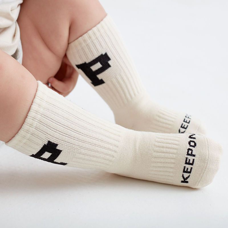 Vớ Dày Giữ Ấm Chống Trượt In Chữ Đơn Giản Thời Trang Thu Đông Dành Cho Trẻ Em