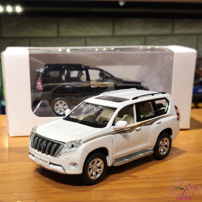 Mô hình xe ô tô Toyota Prado Land Cruiser 2016 tỉ lệ 1:32 màu trắng