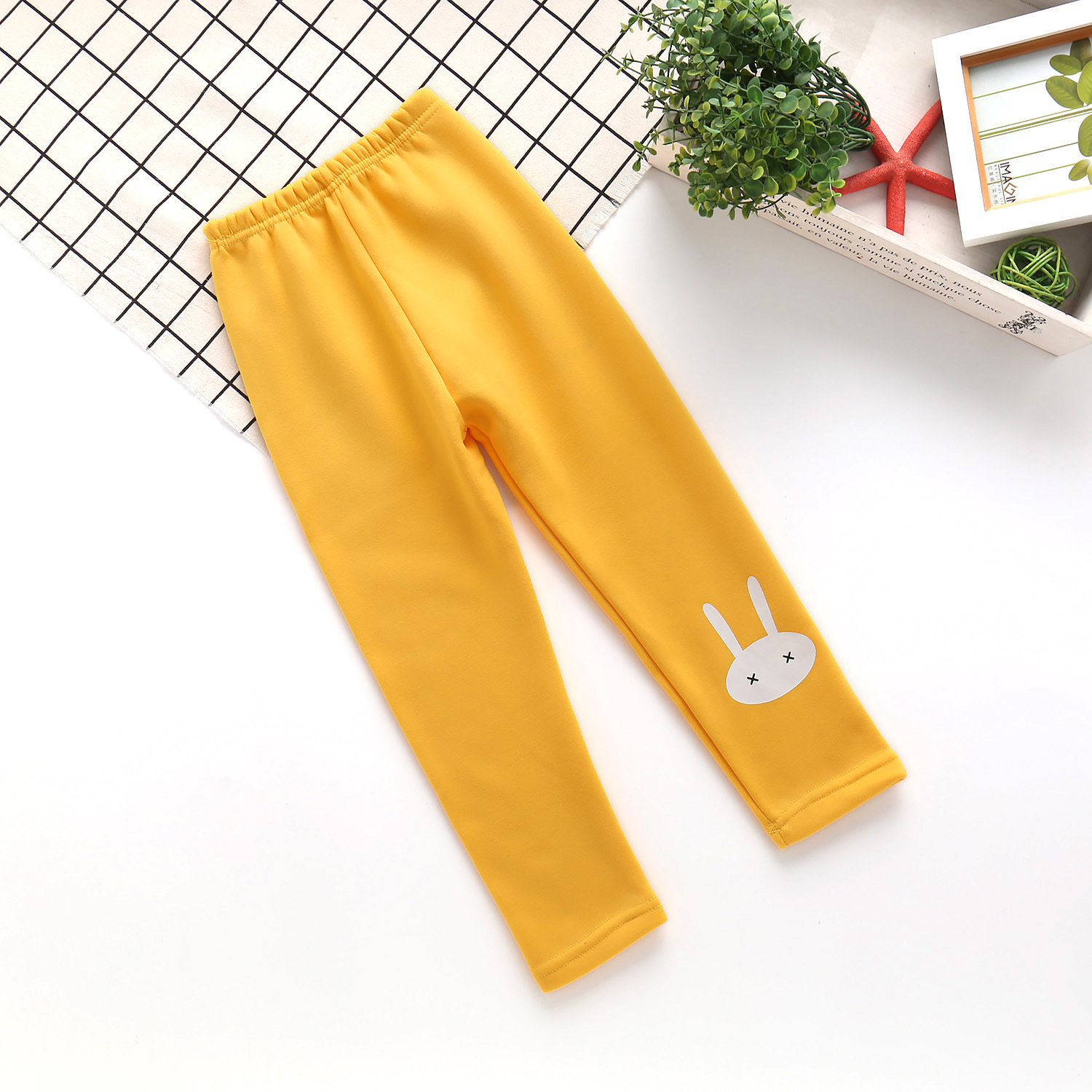 Quần Legging Lót Nhung Giữ Ấm Họa Tiết Hoạt Hình Dễ Thương Cho Bé Gái