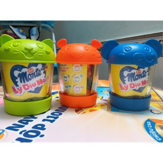 Ly thuỷ tinh uống nước cho bé