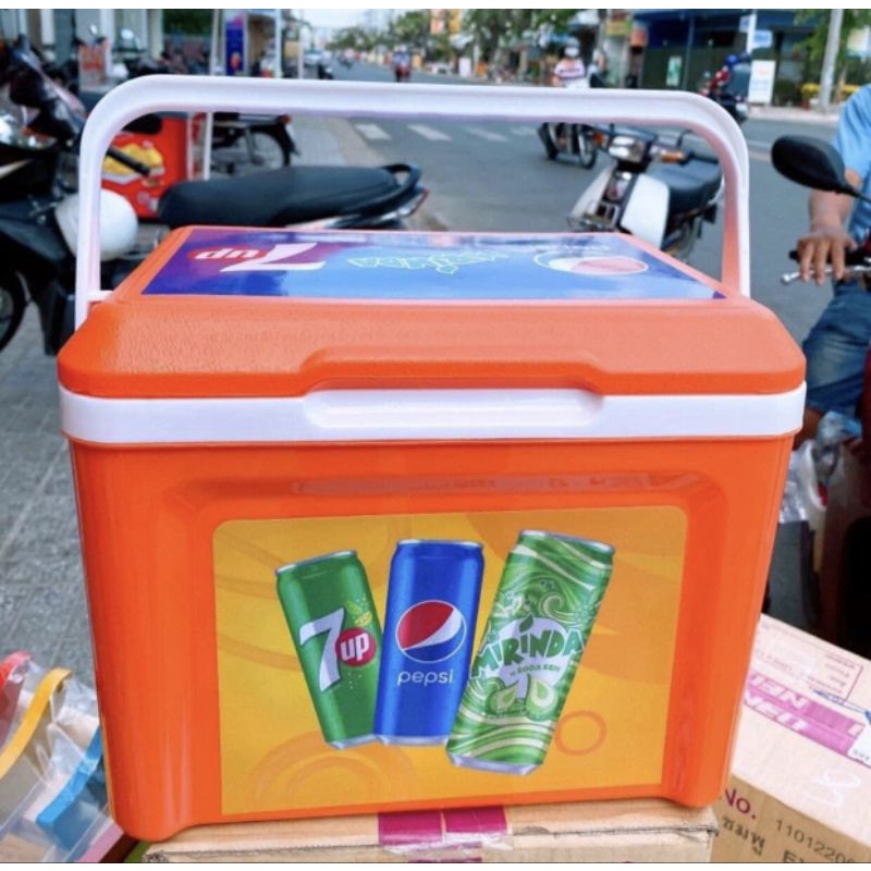 Thùng Đá 8 Lít HKM hàng Duy T.ân giao 2 màu ngẫu nhiên, cam hoặc xanh