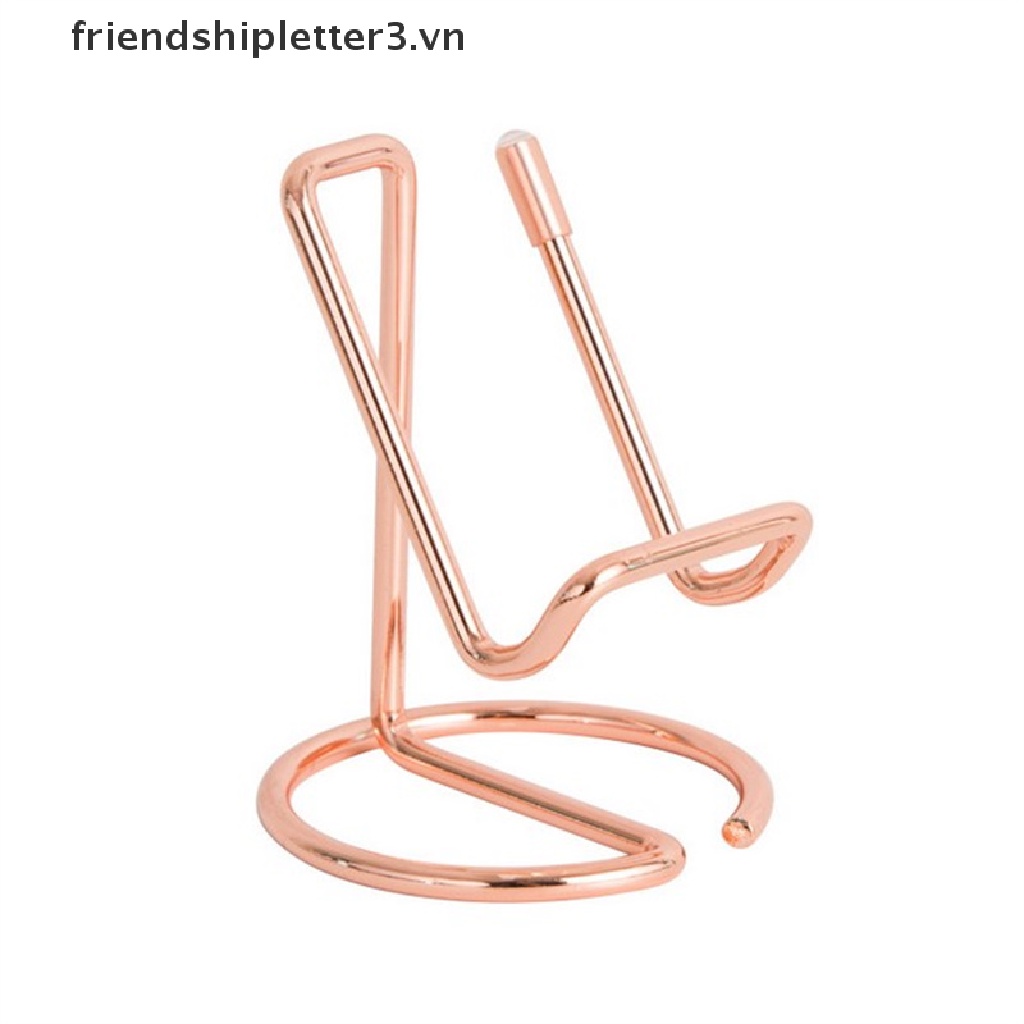 Giá Đỡ Máy Tính Bảng 3 Ngăn Bằng Sắt Phong Cách Châu Âu Sang Trọng