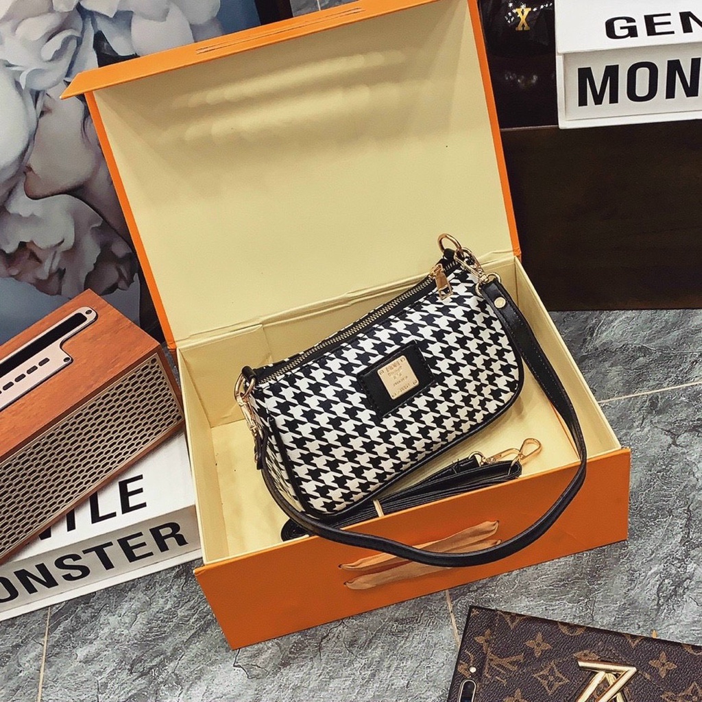 Túi xách đeo chéo nữ giá rẻ đẹp đi chơi phong cách thời trang hàn quốc dễ thương cute DC98