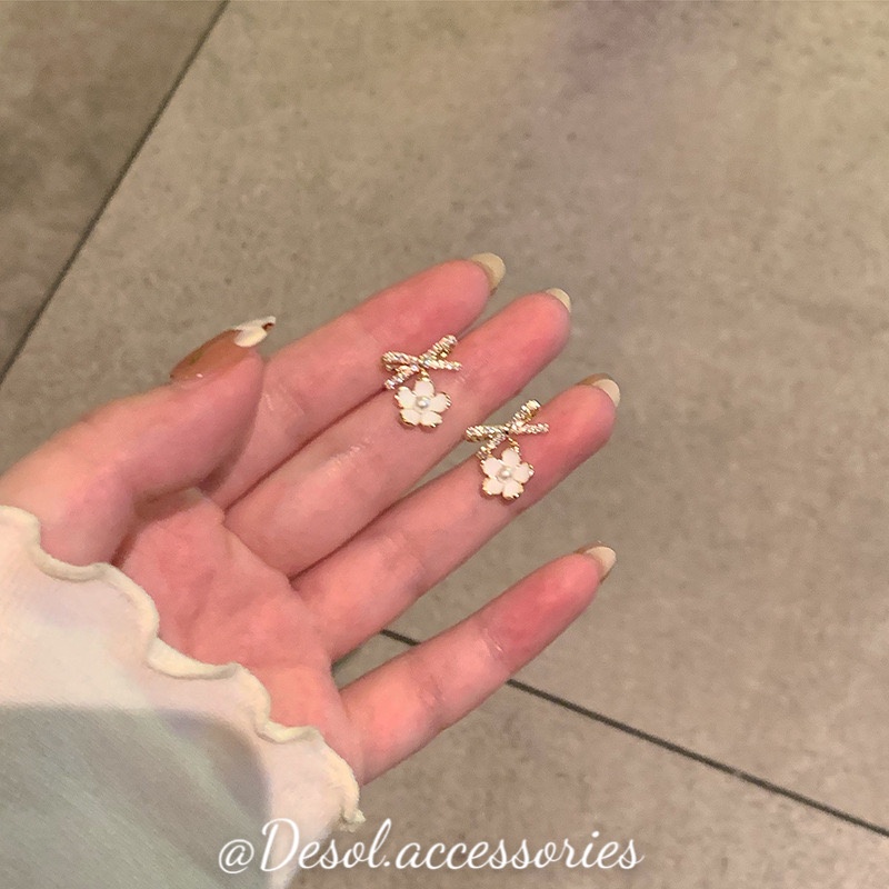 Khuyên tai, bông tai mặt nơ đính đá Mix hoa mơ phong cách Anthea ER107 Desol.accessories