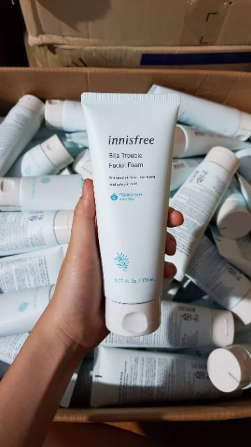 Sữa Rửa Mặt Innisfree Bija Trouble Facial Foam - Srm dành cho da mụn ->  phiên bản mới 2019