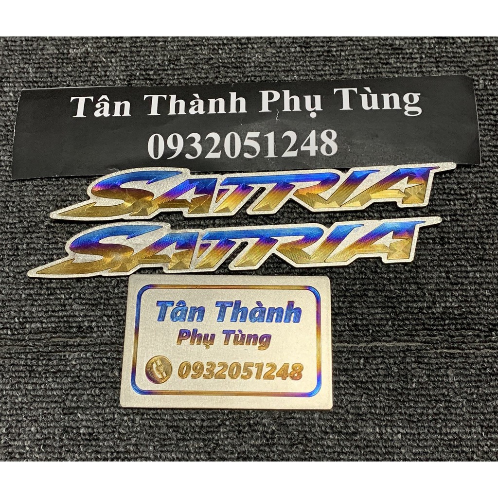 Logo Titan Chữ Satria 2 bên xe