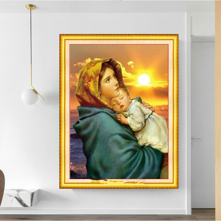 Tranh đính đá đức mẹ maria bồng con,tranh gắn đá chưa găn