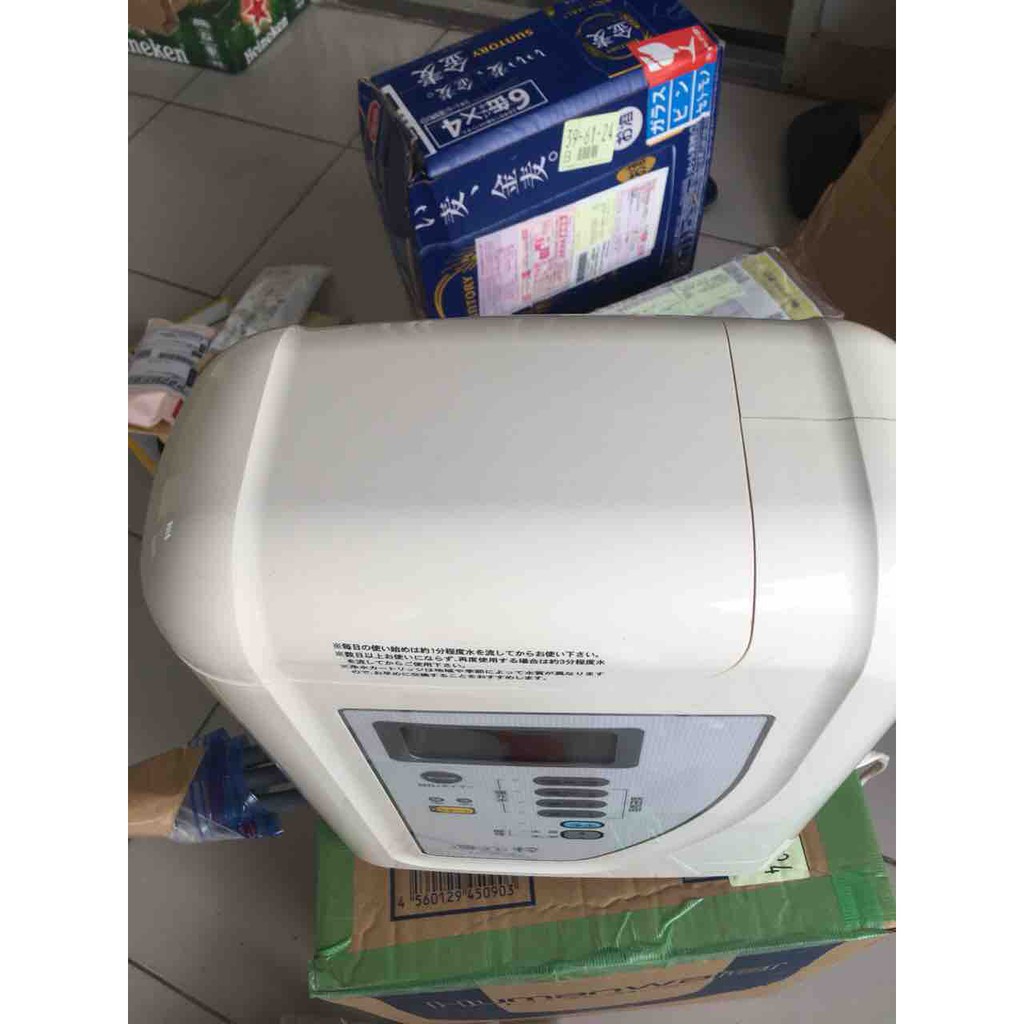 Máy lọc nước ion kiềm Sanwa RW7