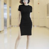 Đầm body xẻ tà AGE2X