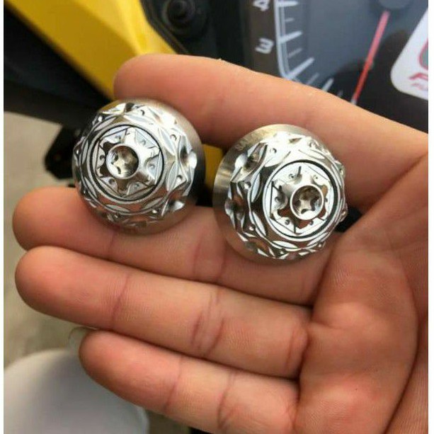 Cặp gù Salaya gắn được winner X và Exciter sonic raider satria