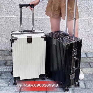Vali khung nhôm khoá sập