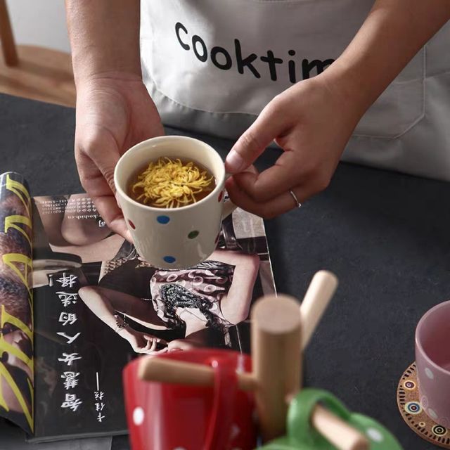 Cốc gốm sứ tròn chấm bi nhiều màu 200ml | BigBuy360 - bigbuy360.vn