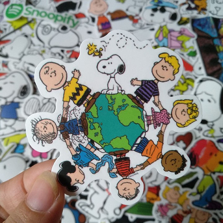 Bộ Sticker dán cao cấp chủ đề SNOOPY - Dùng dán Xe, dán mũ bảo hiểm, dán Laptop...