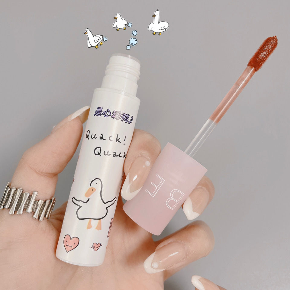 Son Môi Lì Mịn Như Nhung Thiết Kế Họa Tiết Chú Vịt Hoạt Hình Dễ Thương | BigBuy360 - bigbuy360.vn