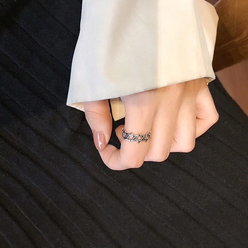 Nhẫn hợp kim hình ngôi sao đính đá cho nữ