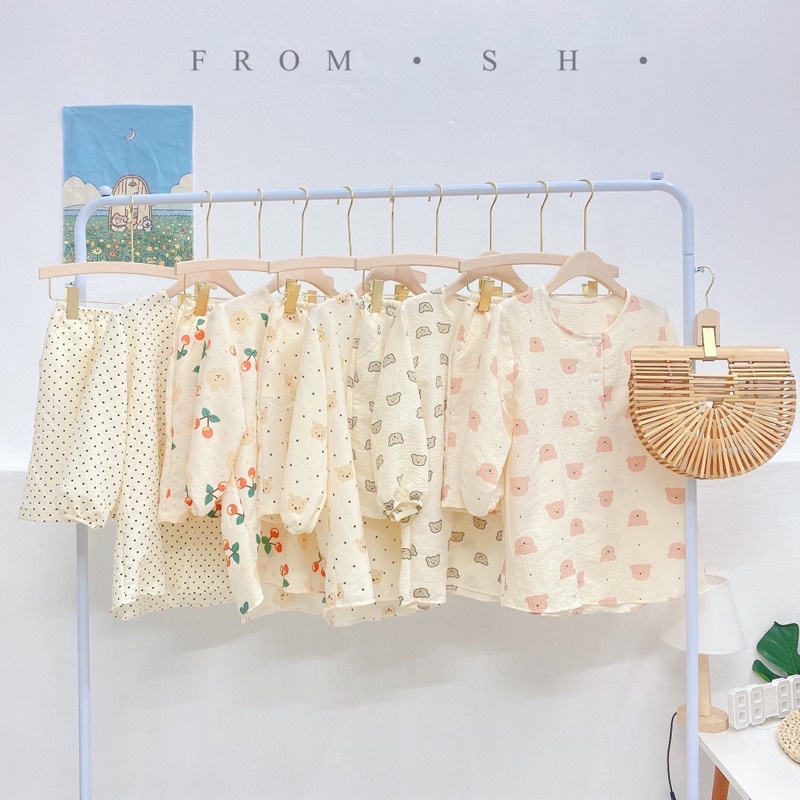 Set đồ ngủ đùi cộc tay chất đũi xốp hoạ tiết đáng yêu bộ đồ mặc nhà dáng ngắn phong cách Hàn Quốc pyjama đũi | BigBuy360 - bigbuy360.vn