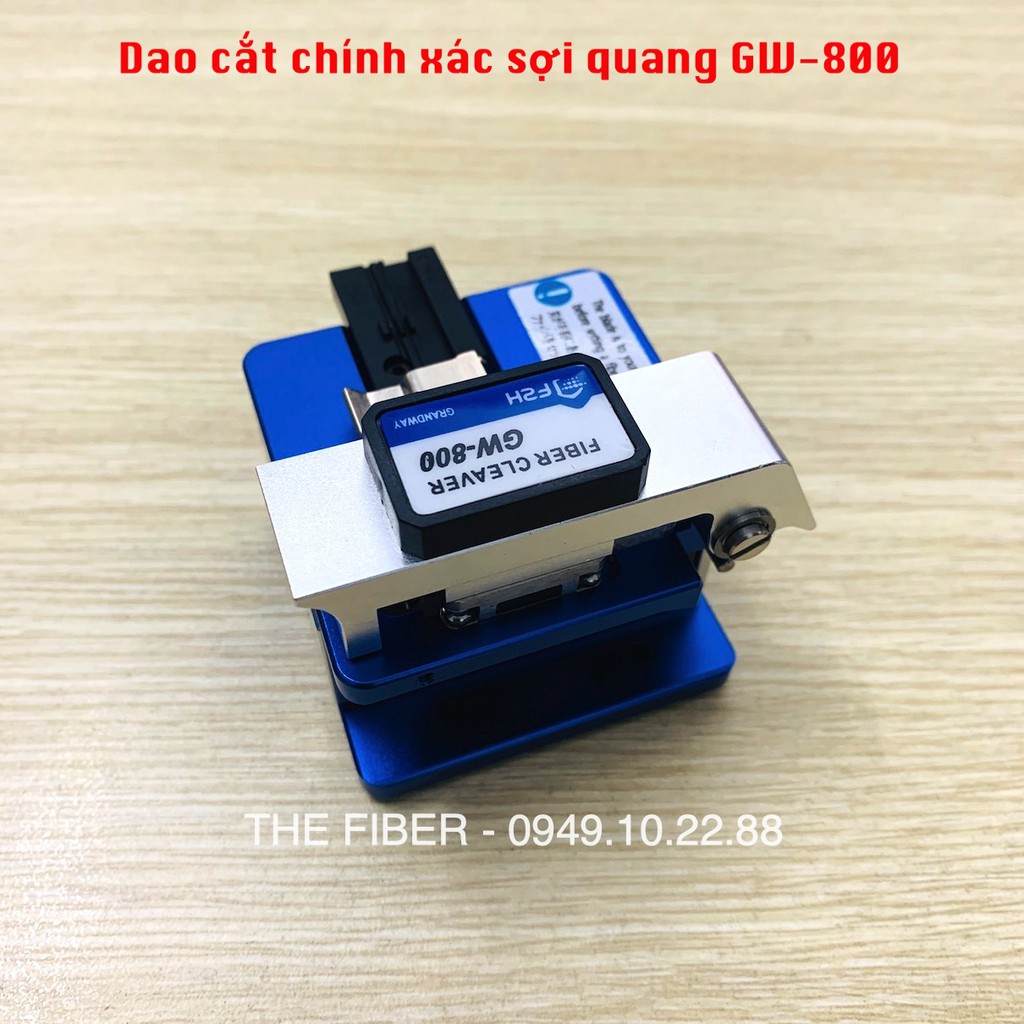 Dao cắt chính xác sợi quang GW-800