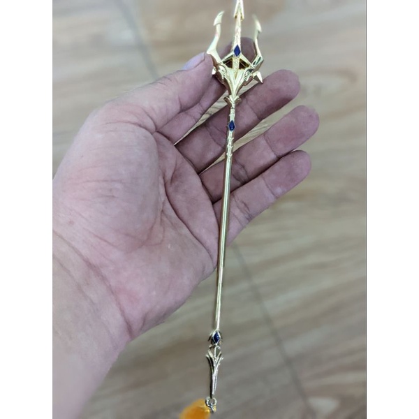 Mô hình móc khóa Hải Thần Tam Xoa Kích Đường Tam Đấu La Đại Lục 22cm