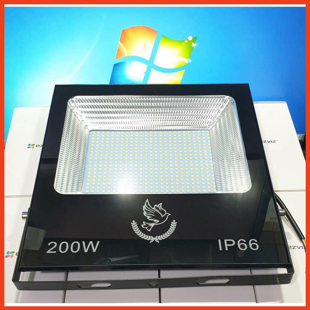 ĐÈN PHA 200W IP66 chống nước  LED SÁNG TRẮNG ( Mẫu mới )