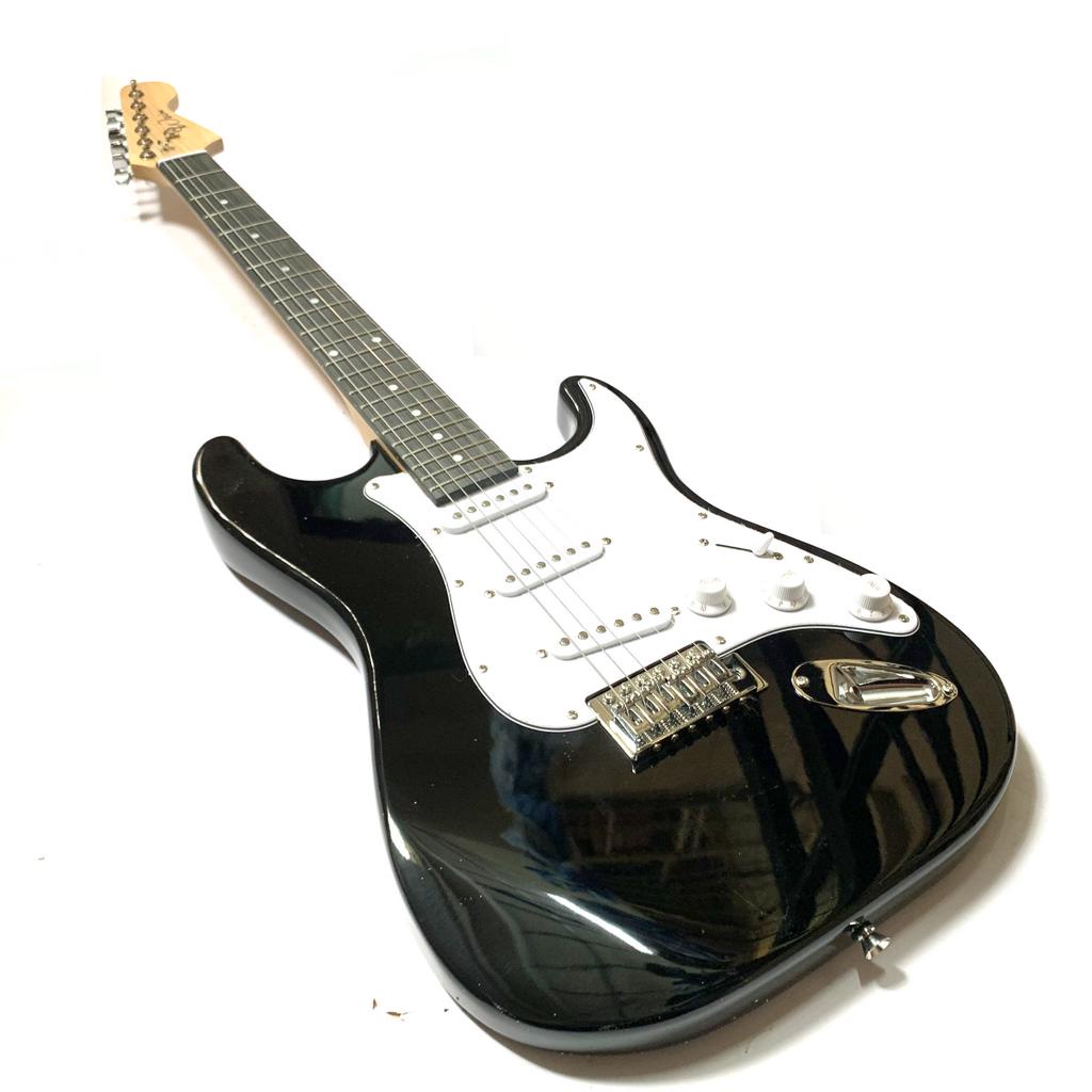 Đàn Guitar Điện Woim 3 Mobin Dáng Stratocaster Đủ Màu Giá Rẻ Cho Người Bắt Đầu Tập Chơi Lẫn Chuyên Nghiệp