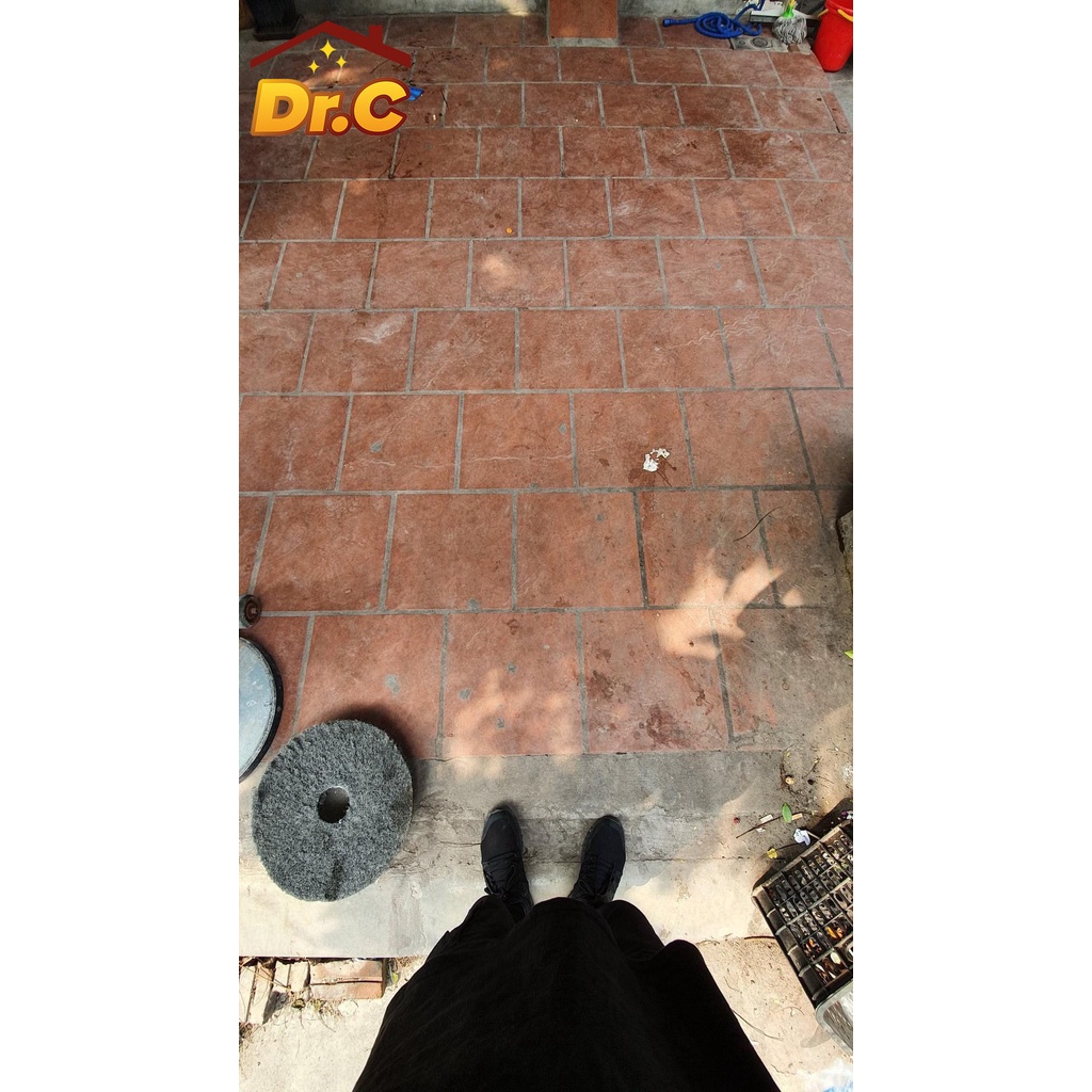 Làm sạch Sàn Gạch, Thiết bị Men Sứ Dr.C - Super Clean S90 Tẩy Xi Măng, Vôi Vữa Trên Bề Mặt Sàn Gạch - Chai 1 lít