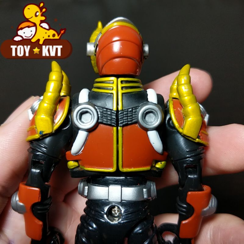 Mô Hình SHS Kamen Rider Imperer Đủ Phụ Kiện Chogokin Kim Loại