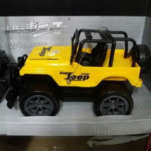 XE JEEP ĐỊA HÌNH ĐIỀU KHIỂN TỪ XA CÓ CẦN LÁI XE