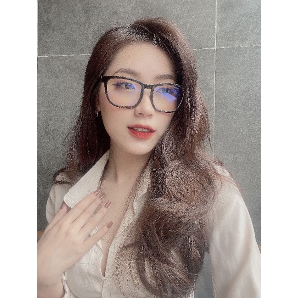 Kính Shein, hàng chuẩn auth, có mail mua hàng chính hãng