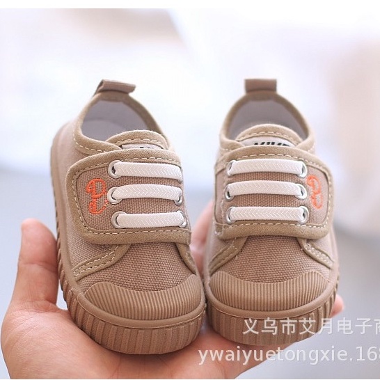 Giày thể thao quai dán tiện lợi cho bé trai bé gái tập đi đế mềm sz 18-23