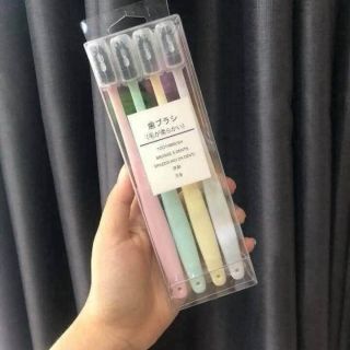 Set 4 bàn chải đánh răng baro128