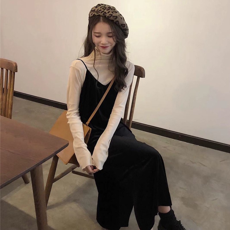 (ORDER) Váy nhung hai dây suông dài style retro kiểu Pháp trẻ trung+ Áo thun mỏng mùa thu (NEW ARRIVALS)