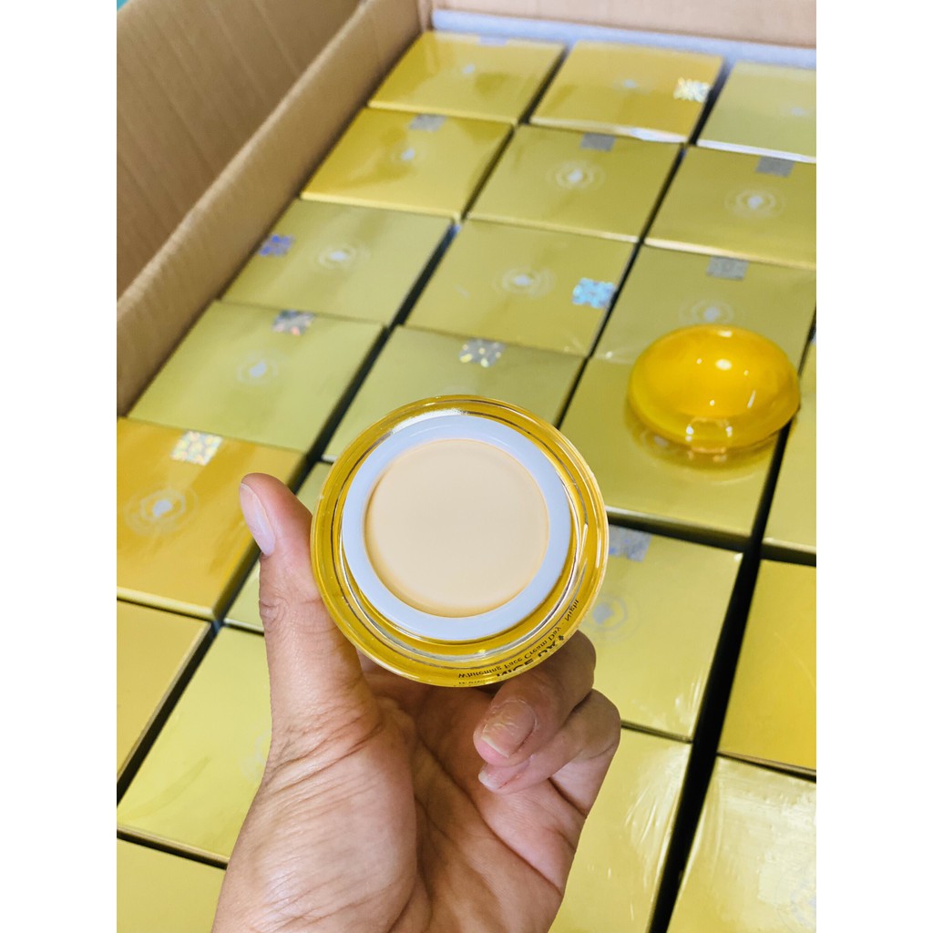 Kem Dưỡng Trắng Da Mặt Chuyên Sâu NICE DAY