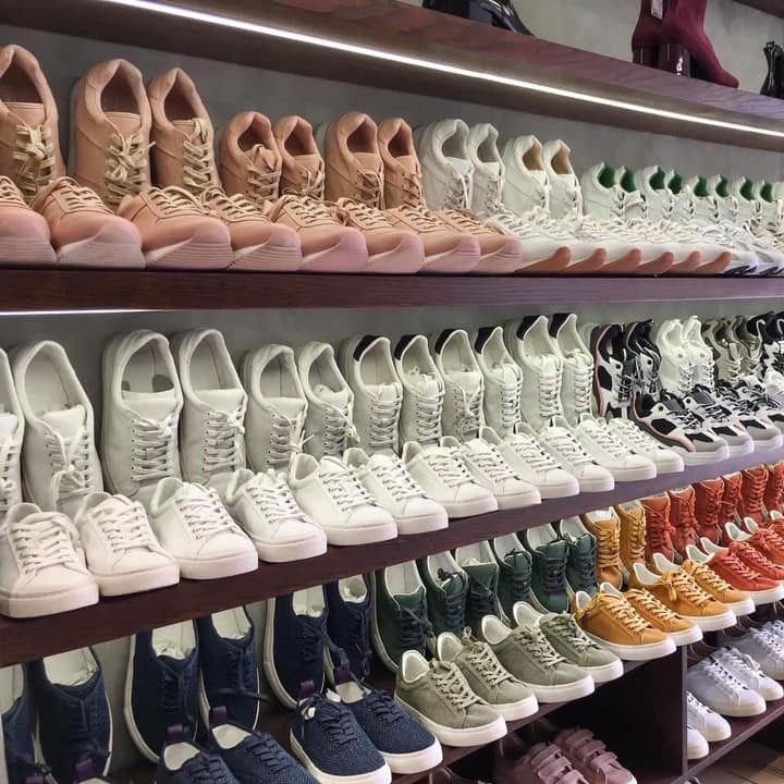 GiaysneakerUs