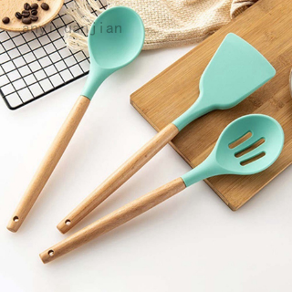 Muỗng Silicone màu xanh lá cây dùng cho nhà bếp