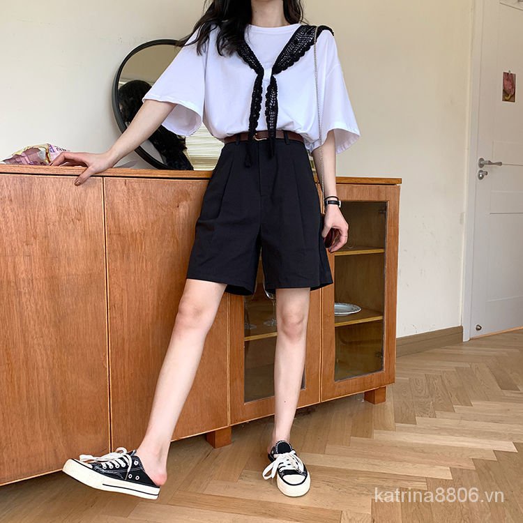 Set áo thun và quần ngắn lưng cao ống rộng phong cách Hàn Quốc dành cho nữ
 | BigBuy360 - bigbuy360.vn