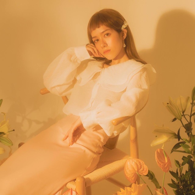 THE19CLUB - Áo sơ mi cổ bồng hai tầng vải tơ sống dài tay - Jennie Shirt