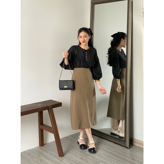 CHÂN VÁY LỤA XẺ TÀ TRƯƠC_CV436