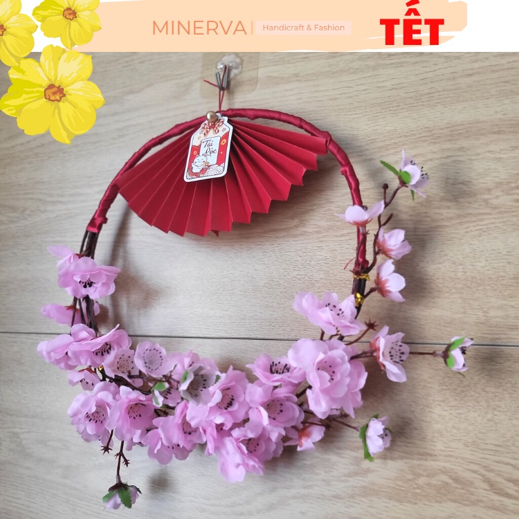 [TẾT 2023] Vòng hoa đào màu hồng nhạt treo cửa trang trí Tết 28 cm