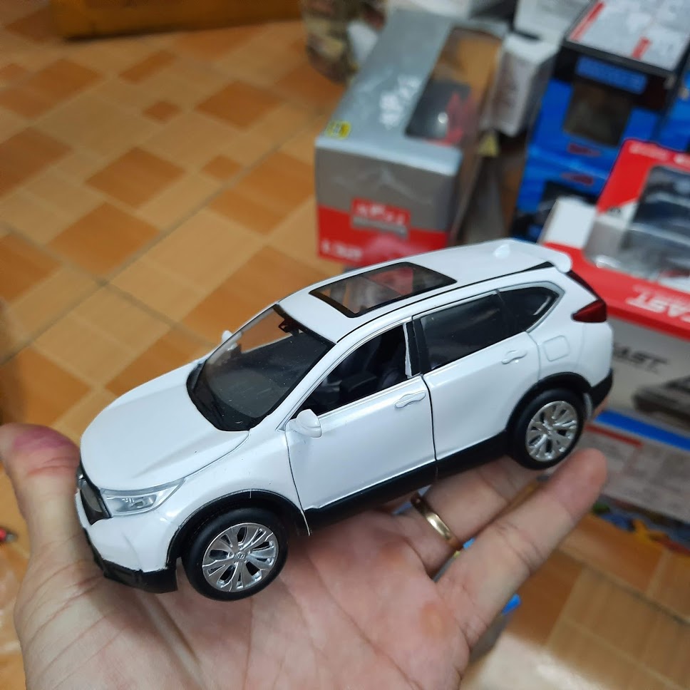 Xe mô hình ô tô Honda CRV tỉ lệ 1:32 mô hình xe bằng sắt chạy cót mở cửa có âm thanh và đèn