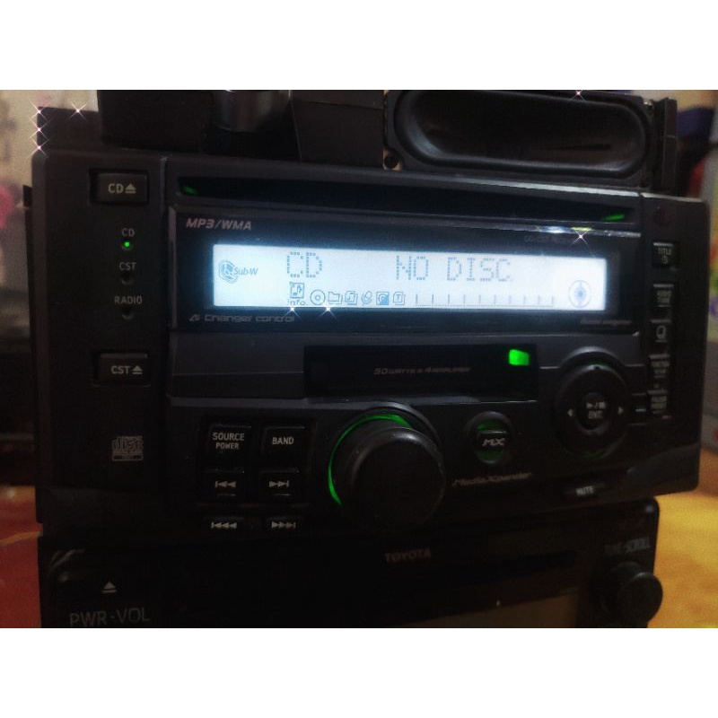 Máy phát nhạc Alpine CD/RADIO/MP3/AUX/OUT SUB/TAPE lắp chung cho tất các hãng xe
