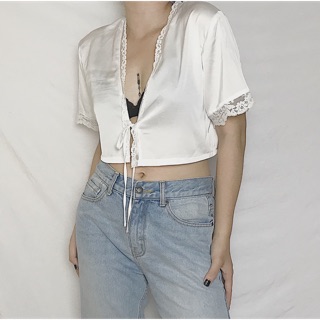 Áo croptop ren