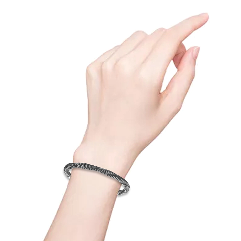 Vòng đeo tay thép titan kiểu chạm khắc phong cách Viking cá tính dành cho phái nam