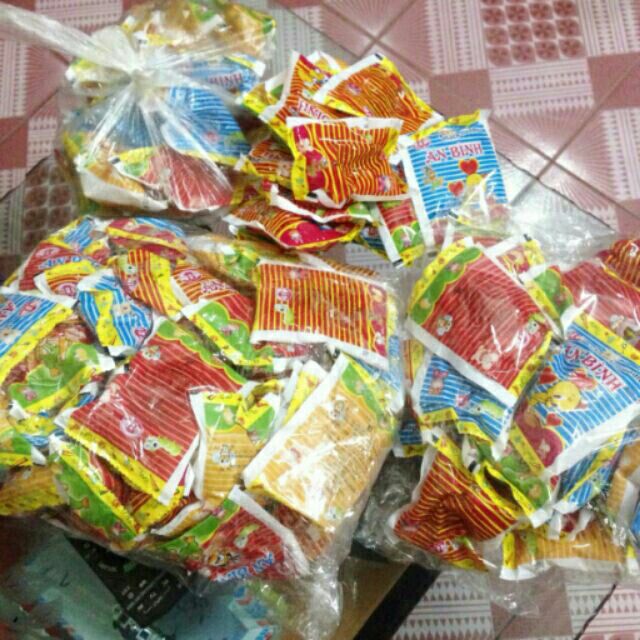 50 gói mì tôm trẻ em