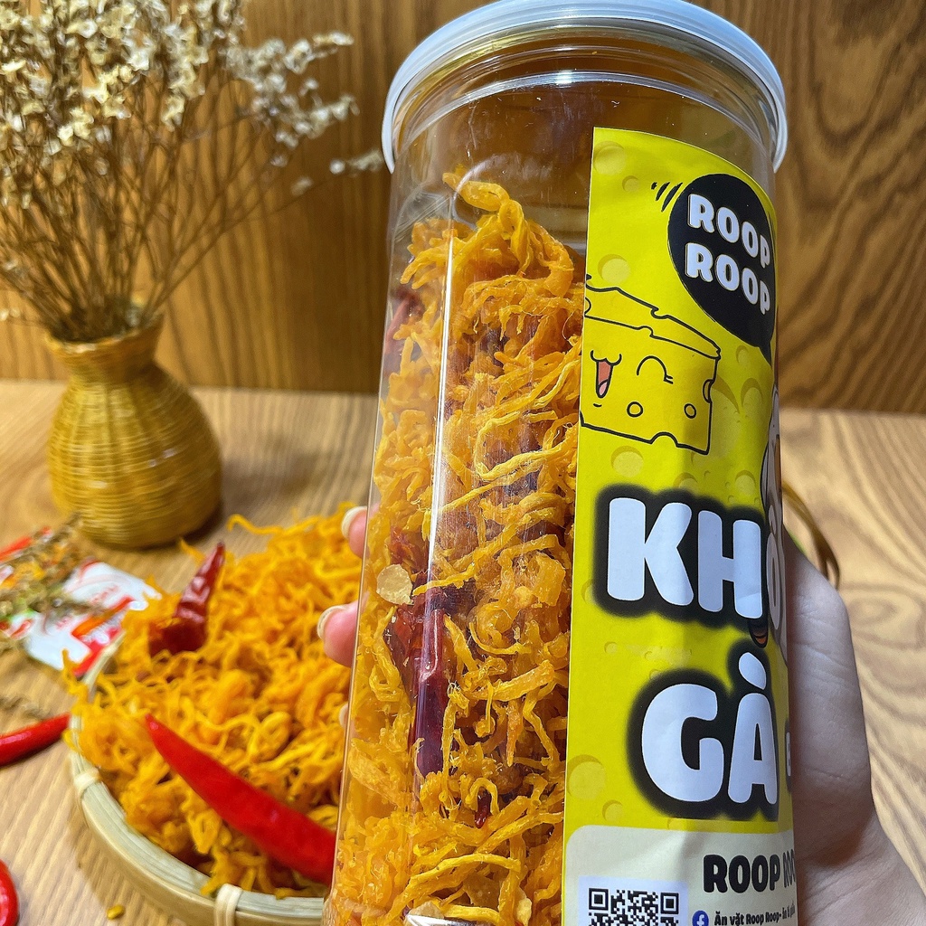 Khô gà bơ tỏi xé cay 300g RoopRoop đồ ăn vặt Sài Gòn đồ ăn vừa ngon vừa rẻ