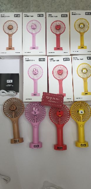 Có sẵn Handy fan BT21 ver 2 x ROYCHE