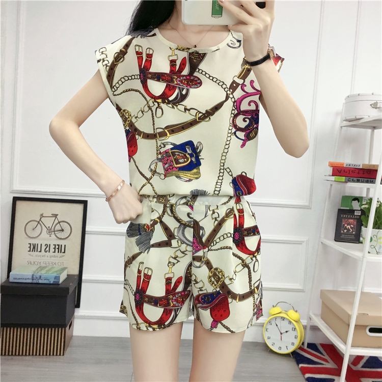 One-Piecesuit Mother's Wear Summer New Slimming Women's Wear Two-Piece Shorts Casual Fashion Loose Outfit Women's