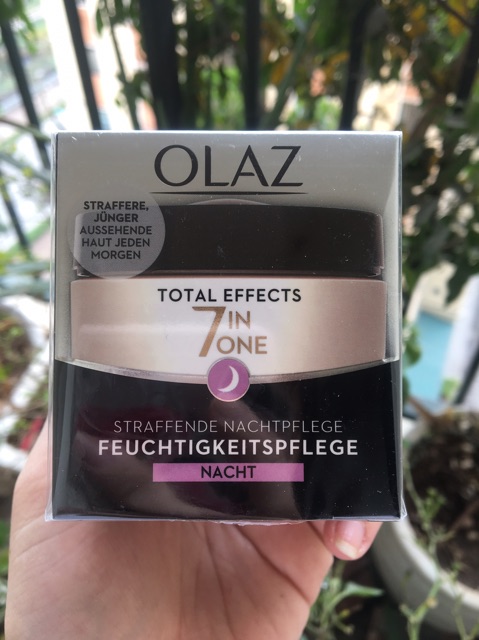 Bộ sản phẩm dưỡng da Olaz Total Effects 7 in One